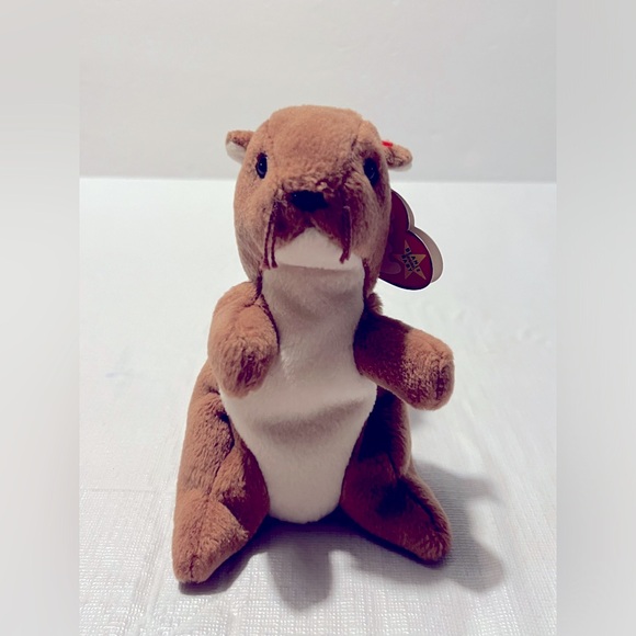 Nuts The Squirrel TY Beanie Baby 1996 - Picture 3 of 11